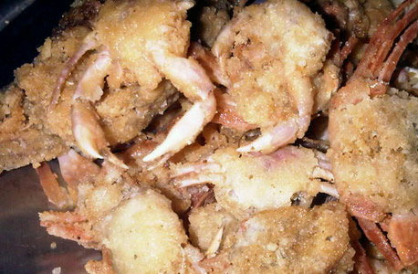 Kepiting soka adalah makanan khas provinsi