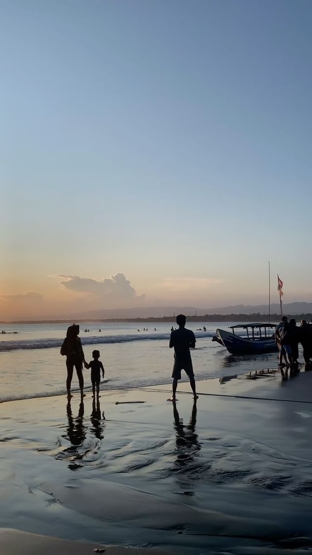 Ternyata Beneran Yah
Sunset Pangandaran Itu 