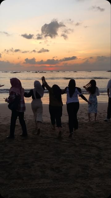 Pangandaran Lagi Secandu Ini Sunsetnya 