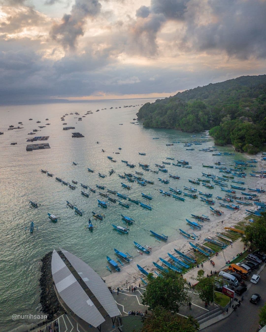 Jumat Barokah, selamat beraktivitas 🏝😊
Cuma 