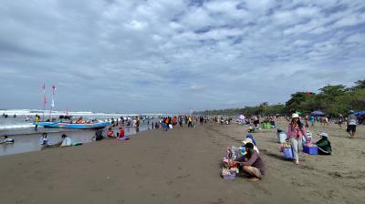 Potret Situasi Terkini di Pantai Pangandaran